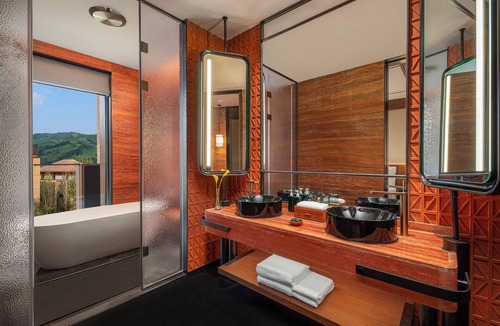 Xinyuan Hotel | Hotel Indigo Nalati by IHG