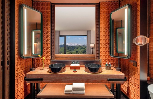 Xinyuan Hotel | Hotel Indigo Nalati by IHG