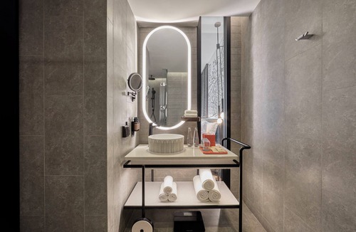 Ben Nghe Hotel | Hotel Indigo Saigon The City by IHG