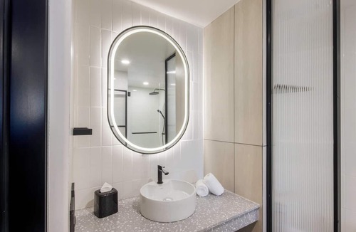 Avenida Revolucion Hotel | Hotel Indigo Tijuana Downtown by IHG