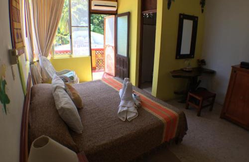 Puerto Angel Hotel | Hotel La Cabaña