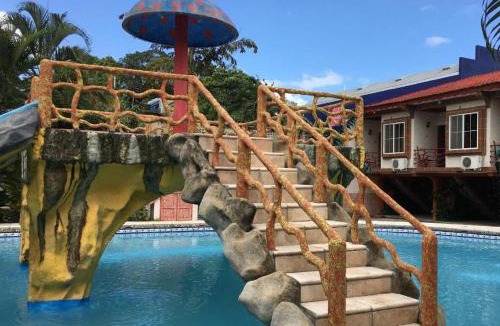Melchor de Mencos Hotel | Hotel La Cabaña