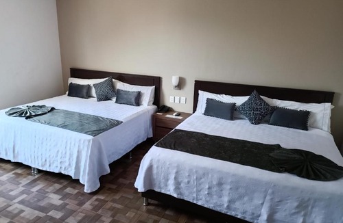 Zona Minerva Hotel | Hotel Las Pergolas