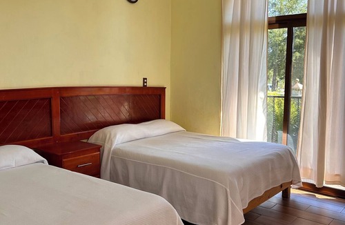San Miguel Regla Hotel | Hotel Los Prismas