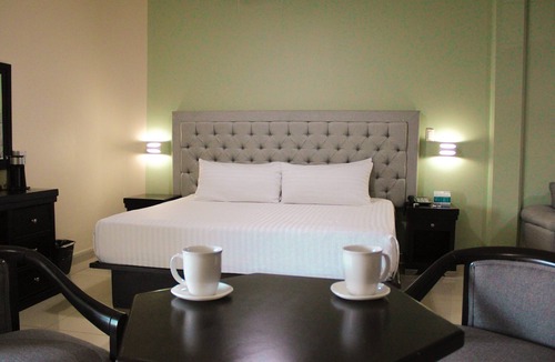 La Piedad Hotel | Hotel Mirage