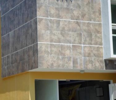 Colima Hotel | Hotel Montroi City