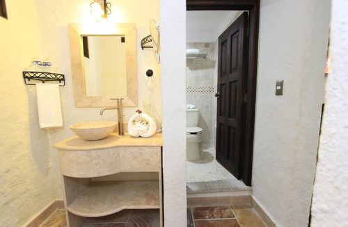 De La Merced Hotel | HOTEL PLAZA SAN CRISTOBAL INN