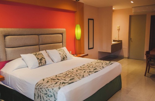 San Juan Bautista Tuxtepec Hotel | Hotel Villa Esmeralda