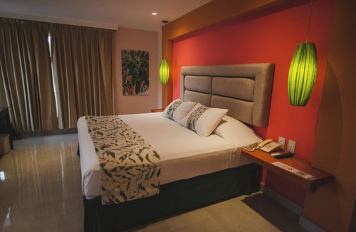 San Juan Bautista Tuxtepec Hotel | Hotel Villa Esmeralda