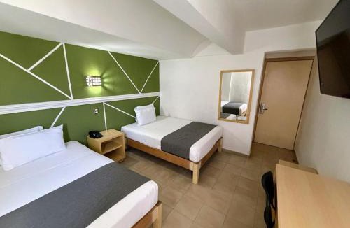 Leon Hotel | Hotel Nueva Zelanda
