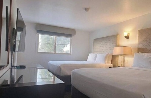 Rosarito Hotel | Hotel Palmas Quintero