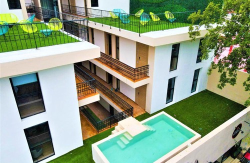 Zona Paseo Montejo Hotel | Hotel Plaza by Kavia