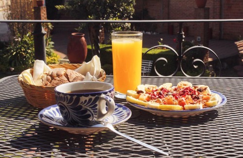 Zitacuaro Hotel | HOTEL & RESTAURANTE Los solaches