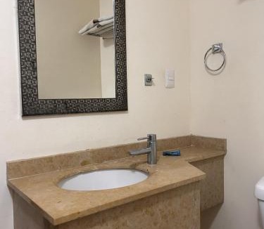 Faros Hotel | Hotel Ruiz Milán