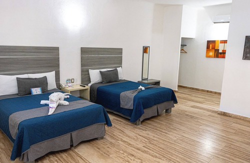 Las Jarretaderas Hotel | Hotel Splash Inn Nuevo Vallarta