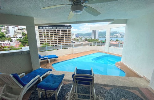 Costera Acapulco Hotel | Hotel Suite Jazmin