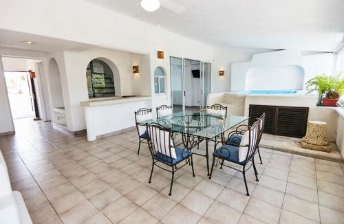 Ixtapa Apartment | Hotel Suites Ixtapa Plaza