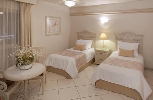 Zapopan Hotel | Hotel & Suites Quinta Magna