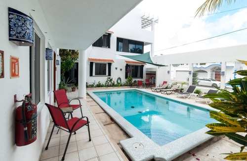 Colonia Andres Villa | Hotel Villa Deja Blue & Restaurant