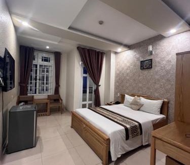 Tan Phu District Hotel | Hotel Xuân Ngọc