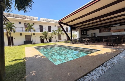 Crucero Tezoyuca Hotel | Hotel y Jardín Las Asadas, Bar y Grill