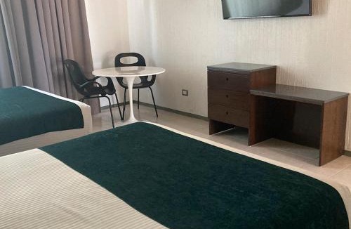 Abasolo Hotel | Hotel Y Parque Acuático La Caldera