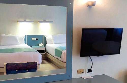 Abasolo Hotel | Hotel Y Parque Acuático La Caldera