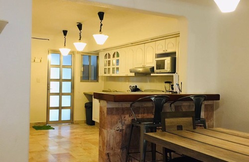 Punta Cancun Villa | House buganvilias in hotel zone Cancún, with pool