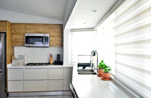 Manzanillo Apartment | House by the beach, wake up to the sound of the sea and everything at your fingertips.
