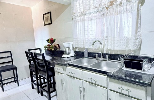 Torreon House | House Equipped with Ideal Location : Tec Monterrey : Hosp Angeles : Invoice
