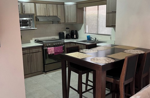 La Noria House | House in residential area, near TSM