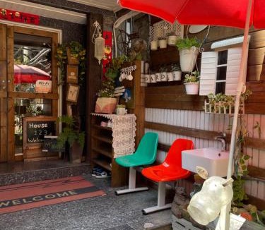 Tainan City Centre Bed & Breakfast | House Lane 123