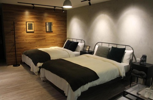 West Central District House | How Chill Inn
