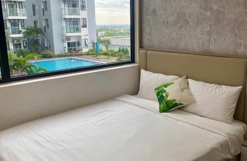 Hue Apartment | Hue Oi 5 Homestay - Spacious 2-Bedroom Apartment with Balcony & Pool