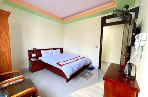 Dong Van Hotel | Huy Hoàng Hotel
