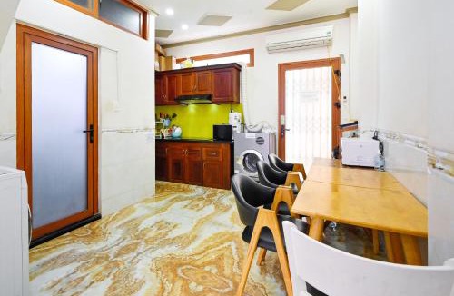 Da Kao Apartment | Huyen House