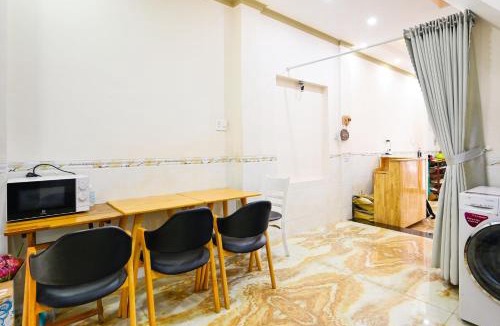 Da Kao Apartment | Huyen House