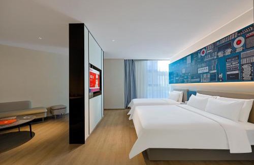 Changbai Mountain North Slope Hotel | Ibis Changbai Mountain Beauty Pine Visitor Center