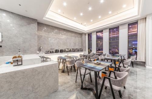 Wuhua Hotel | Ibis Styles Kunming High-tech Zone Wuyue Plaza