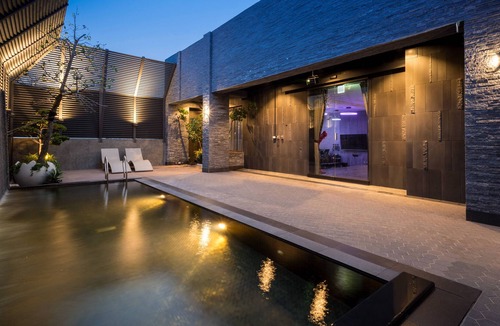 Nantun District Hotel | Icolour Villa