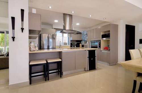 Zona Hotelera Norte Condo | Incredible Oceanview Sunsets at Peninsula Grand 1A