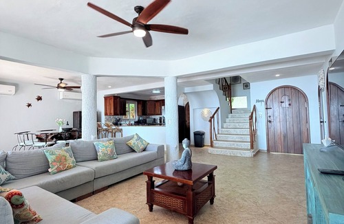 Puerto Morelos Villa | Incredible beachfront villa with pool, beach and memorable views