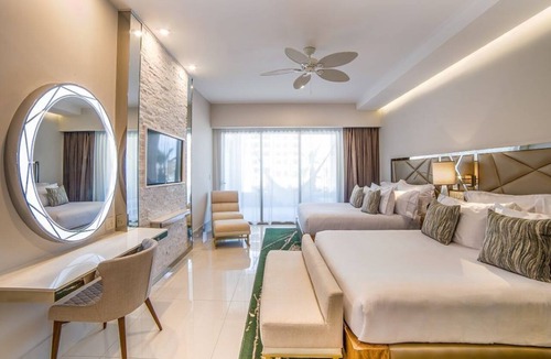 Cabo San Lucas Resort | Incredible Junior Suite Ocean View at Garza Blanca 5-Star Resort: Los Cabos