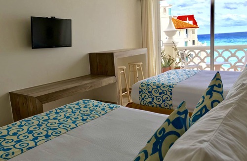 Punta Cancun Apartment | Incredible sea view deluxe with balcony