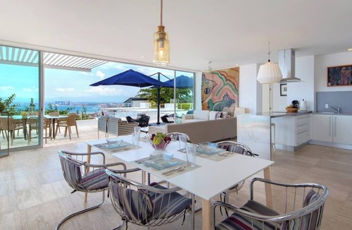 Romantic Zone Apartment | Incredible Views + Arq. Awarded 3Hab | 10pers