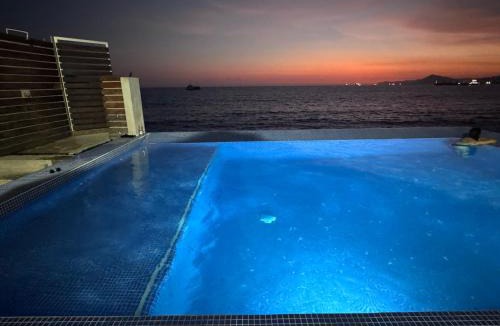 Manzanillo Apartment | INCREIBLE DEPARTAMENTO A PIE DE PLAYA EN MANZANILLO, COMPLETAMENTE NUEVO