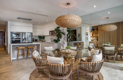 South Shore Hotel Area Condo | Indah Puerto Vallarta