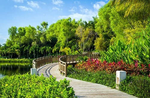 Las Jarretaderas Resort | Indulge in world-class Resort within a luxurious, self-contained destination!