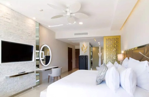 San Jose del Cabo Resort | INSTANT BOOK your luxury suite! 2 bd/3bth suite at 5-star Garza Blanca Resort!