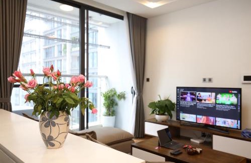 Ngoc Khanh Apartment | Investland- Vinhomes Metropolis one, two, three, four bedrooms
